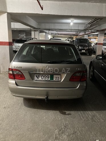 Mercedes E 220 2007, 260,000 km - 2.2 l - Bakı