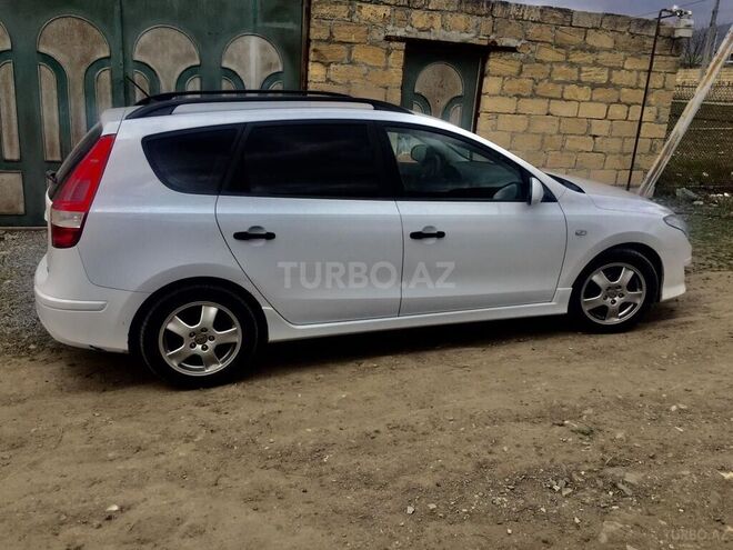 Hyundai i30 2011, 147,230 km - 1.6 l - İsmayıllı