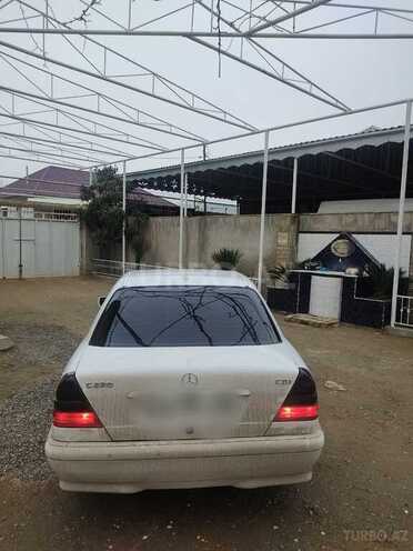 Mercedes C 220 1999, 261,000 km - 2.2 л - Bakı