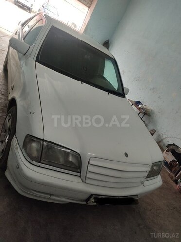 Mercedes C 220 1999, 261,000 km - 2.2 л - Bakı