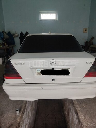 Mercedes C 220 1999, 261,000 km - 2.2 л - Bakı