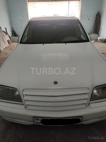 Mercedes C 220 1999, 261,000 km - 2.2 л - Bakı