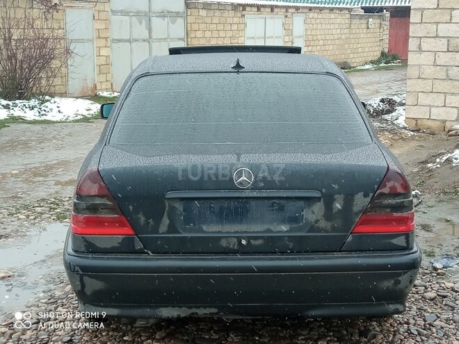 Mercedes C 240 1998, 238,412 km - 2.4 l - Xudat