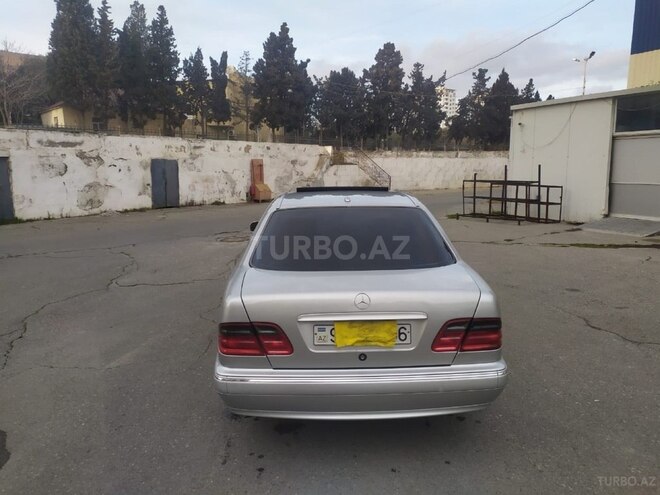 Mercedes E 280 1999, 290,005 km - 2.8 л - Bakı