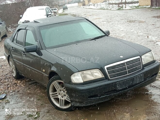 Mercedes C 240 1998, 238,412 km - 2.4 l - Xudat