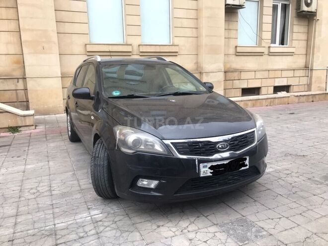 Kia Ceed 2011, 260,000 km - 1.4 l - Bakı