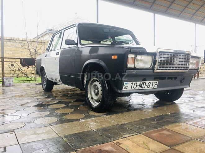 LADA (VAZ) 2107 2003, 50,000 km - 1.6 l - Şabran