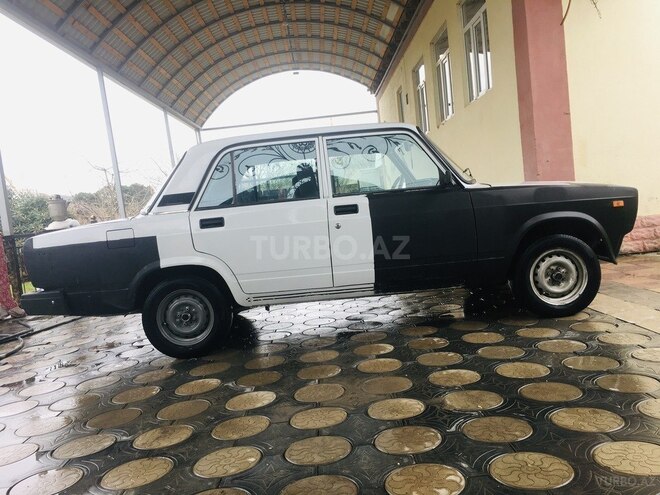 LADA (VAZ) 2107 2003, 50,000 km - 1.6 l - Şabran