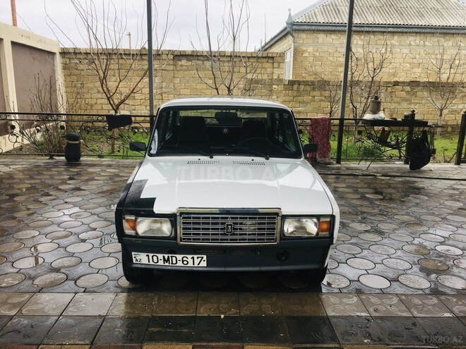 LADA (VAZ) 2107 2003, 50,000 km - 1.6 l - Şabran
