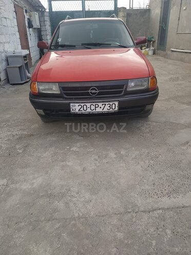 Opel Astra 1993, 200,000 km - 1.8 л - Mingəçevir