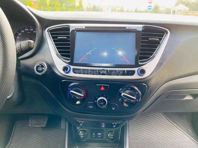 Hyundai Accent 2018, 80,159 km - 1.6 l - Bakı