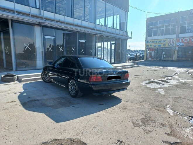 BMW 728 1999, 354,879 km - 2.8 l - Füzuli