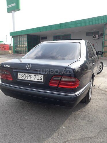 Mercedes E 230 1995, 483,965 km - 2.3 л - Bərdə