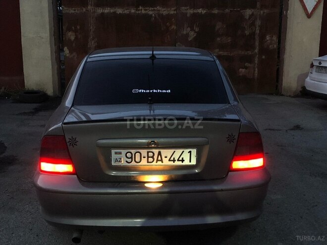 Opel Vectra 1997, 350,000 km - 1.6 l - Bakı