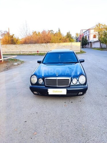 Mercedes E 230 1996, 450,000 km - 2.3 л - Mingəçevir