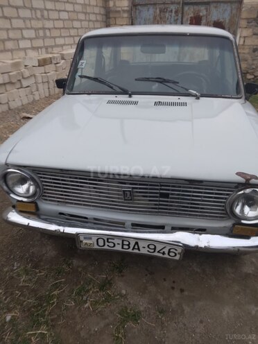 LADA (VAZ) 21011 1974, 444,400 km - 1.2 l - Samux
