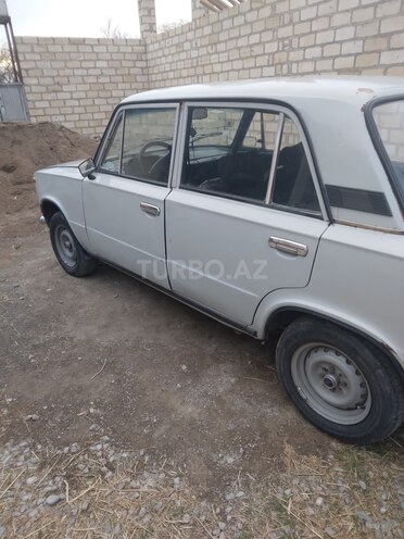 LADA (VAZ) 21011 1974, 444,400 km - 1.2 l - Samux