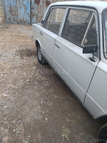 LADA (VAZ) 21011 1974, 444,400 km - 1.2 l - Samux