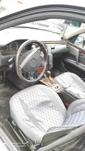 Mercedes E 280 1998, 360,000 km - 2.8 l - Bakı