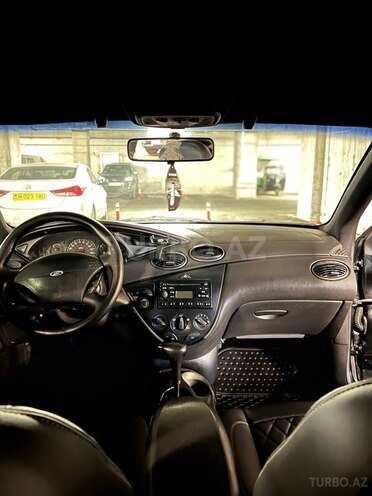 Ford Focus 2001, 292,901 km - 2.0 l - Bakı