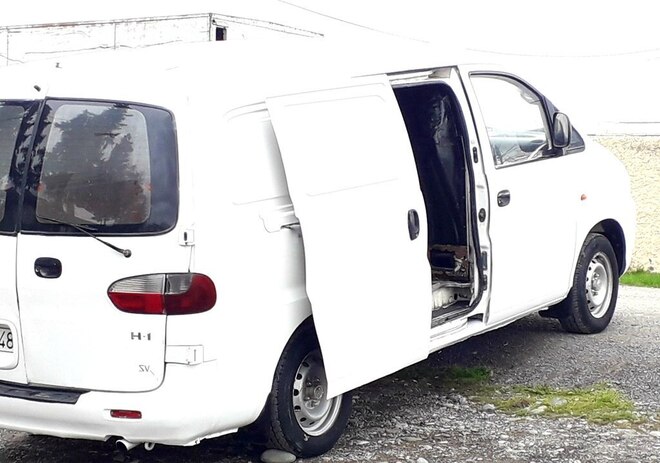 Hyundai H-1 2003, 235,000 km - 2.5 l - Bərdə