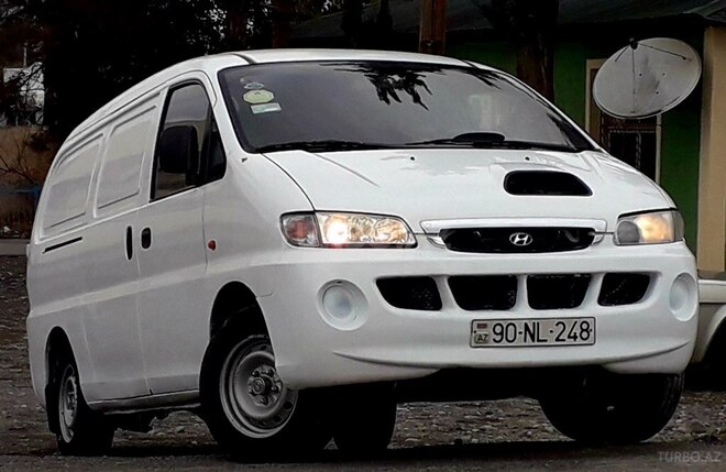 Hyundai H-1 2003, 235,000 km - 2.5 l - Bərdə