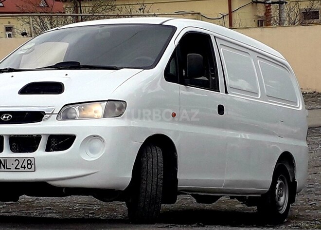 Hyundai H-1 2003, 235,000 km - 2.5 l - Bərdə