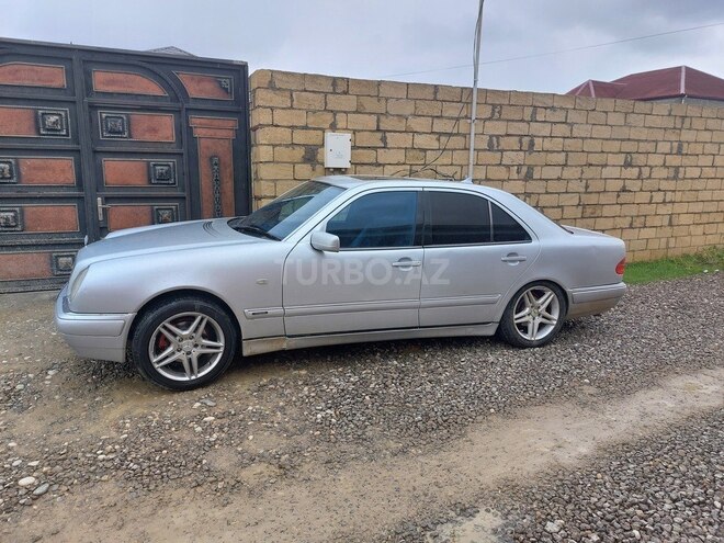 Mercedes E 280 1997, 286,000 km - 2.8 l - Bakı