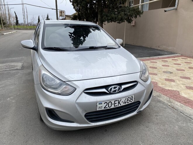 Hyundai Solaris 2013, 105,000 km - 1.6 l - Bakı