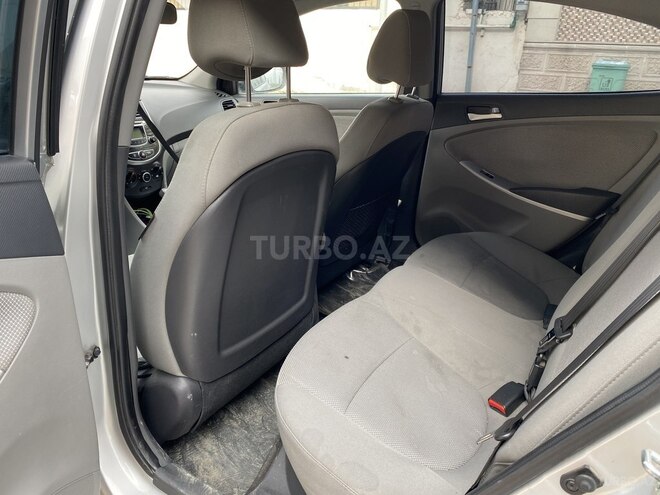 Hyundai Solaris 2013, 105,000 km - 1.6 l - Bakı