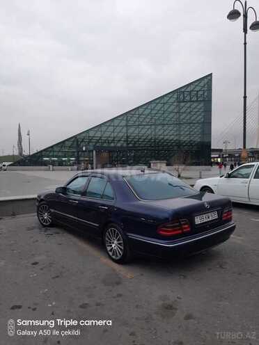 Mercedes E 270 2000, 331,570 km - 2.7 l - Bakı