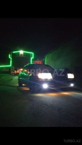 Mercedes  1989, 200,350 km - 2.0 л - Zaqatala