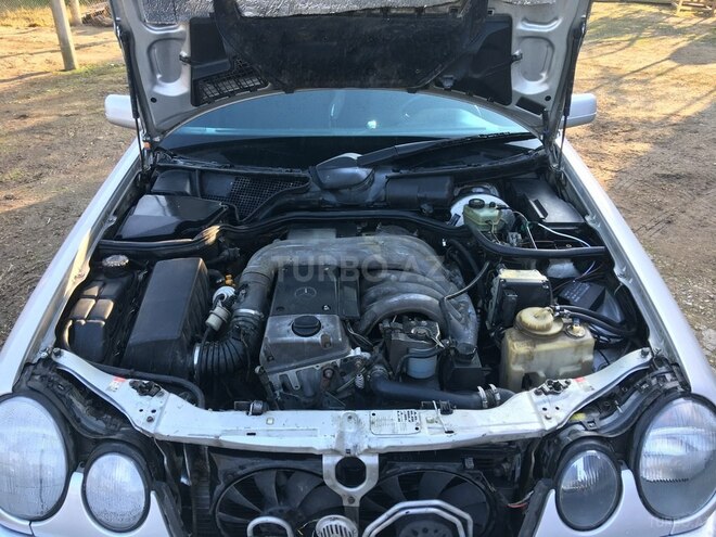 Mercedes E 300 1995, 422,000 km - 3.0 l - Astara