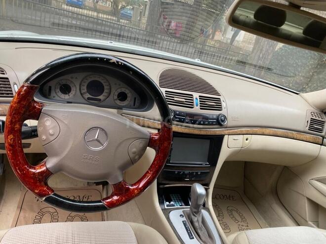 Mercedes E 240 2002, 134,000 km - 2.4 l - Xırdalan
