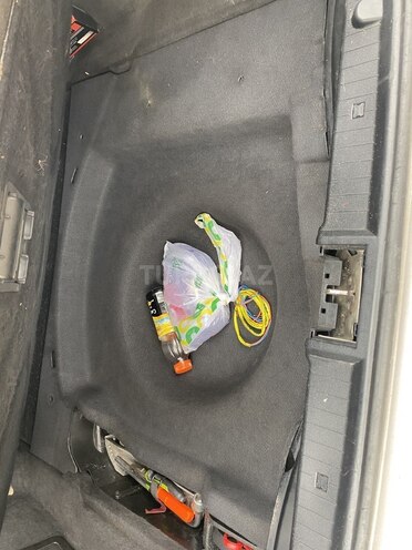 Mercedes E 220 2004, 290,000 km - 2.2 л - Bakı
