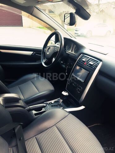 Mercedes B 170 2007, 196,000 km - 1.7 л - Bakı