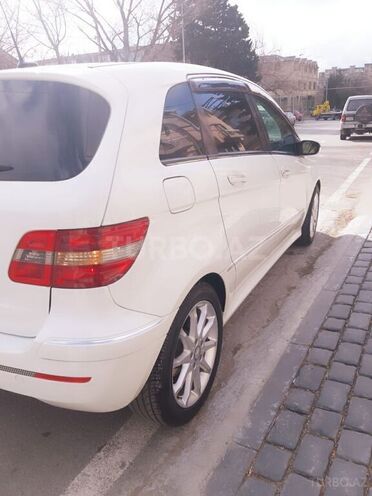 Mercedes B 170 2007, 196,000 km - 1.7 л - Bakı