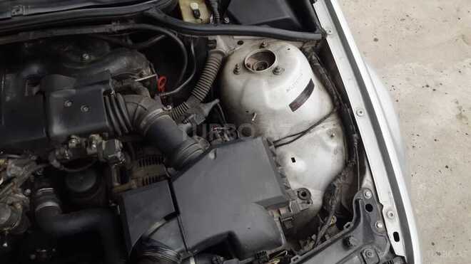 BMW 318 2001, 410,000 km - 1.9 l - Gəncə
