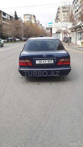 Mercedes E 270 2000, 386,000 km - 2.7 l - Bakı