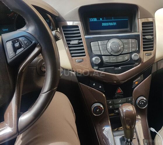 Chevrolet Cruze 2011, 228,000 km - 1.4 l - Qəbələ