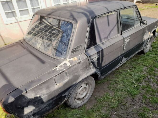 LADA (VAZ) 2106 1980, 358,000 km - 1.5 l - Quba