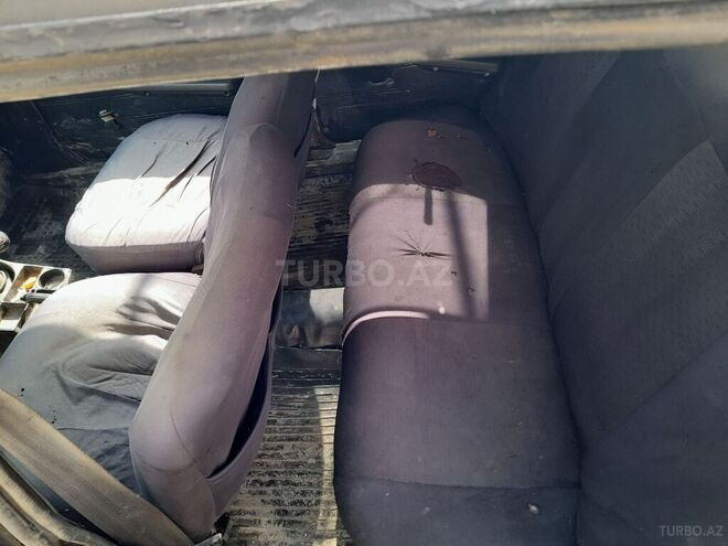 LADA (VAZ) 2106 1980, 358,000 km - 1.5 l - Quba