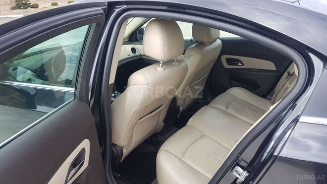 Chevrolet Cruze 2011, 228,000 km - 1.4 l - Qəbələ