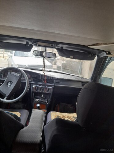 Mercedes 190 1991, 220,000 km - 1.8 l - Şirvan