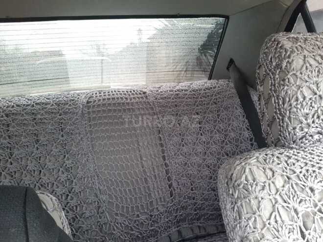Mercedes 190 1991, 333,000 km - 2.0 l - Qax