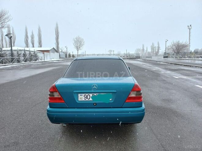 Mercedes C 180 1996, 232,000 km - 1.8 l - Şəki