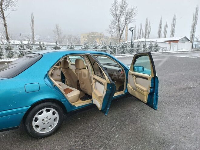 Mercedes C 180 1996, 232,000 km - 1.8 l - Şəki
