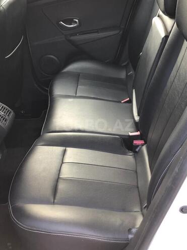 Renault Megane 2011, 65,000 km - 2.0 л - Bakı