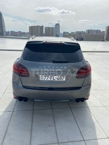 Porsche Cayenne GTS 2014, 97,000 km - 4.8 l - Bakı