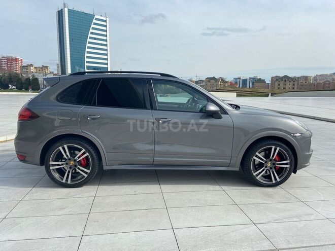 Porsche Cayenne GTS 2014, 97,000 km - 4.8 l - Bakı